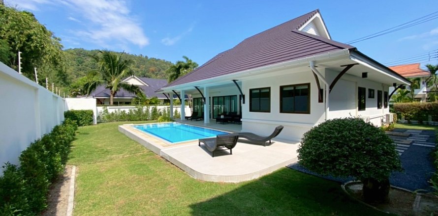 Villa à Hua Hin, Thaïlande 3 chambres № 168293