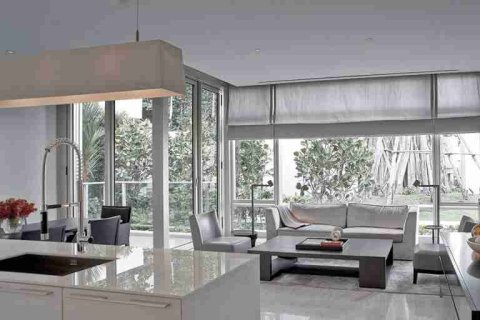 Condo in Thonburi, Bangkok, Thailand, 4 bedrooms  № 183107 - photo 4