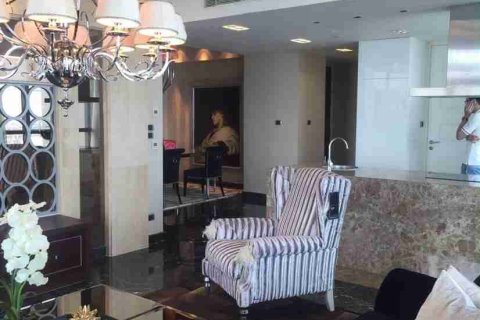 Condo in Thonburi, Bangkok, Thailand, 2 bedrooms  № 183108