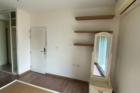 Studio in the Condo in Khlong Toei, Bangkok, Thailand  № 151225 - photo 10