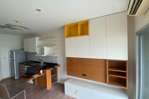 Studio in the Condo in Khlong Toei, Bangkok, Thailand  № 151225 - photo 6