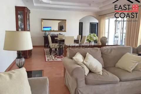 Casa de 3 dormitorios en Pattaya, Tailandia № 212203 - foto 3