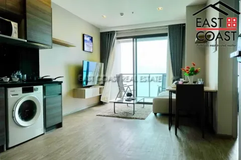 Condominio de 1 dormitorio en Jomtien Beach, Pattaya, Tailandia № 212199 - foto 2