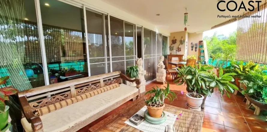 Condominio de 2 dormitorios en Pattaya, Tailandia № 212202