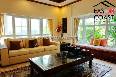 Casa de 5 dormitorios en Pattaya, Tailandia № 212204 - foto 17
