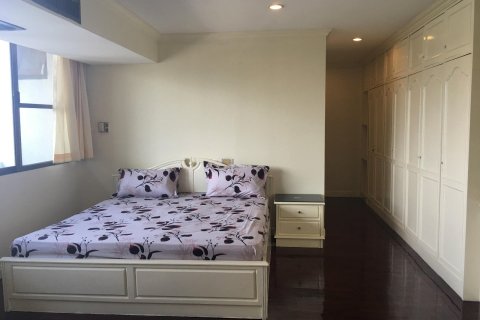 Condo à Bangkok, Thaïlande, 5 chambres  № 172538 - photo 3