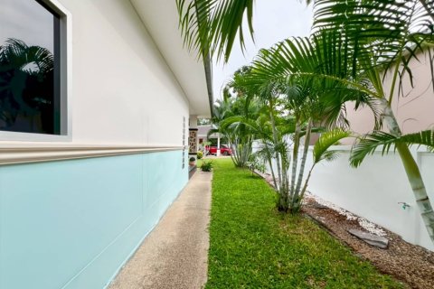 Вилла в Ча-аме, Таиланд с 3 спальнями  № 152350 - фото 10