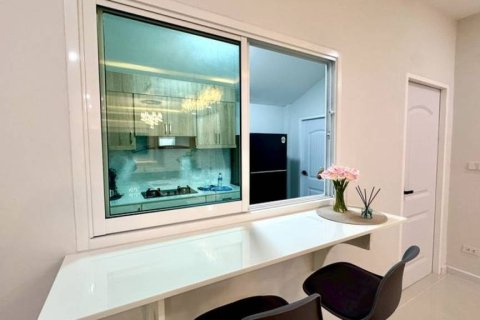 Вилла в Паттайе, Таиланд с 3 спальнями  № 152351 - фото 8