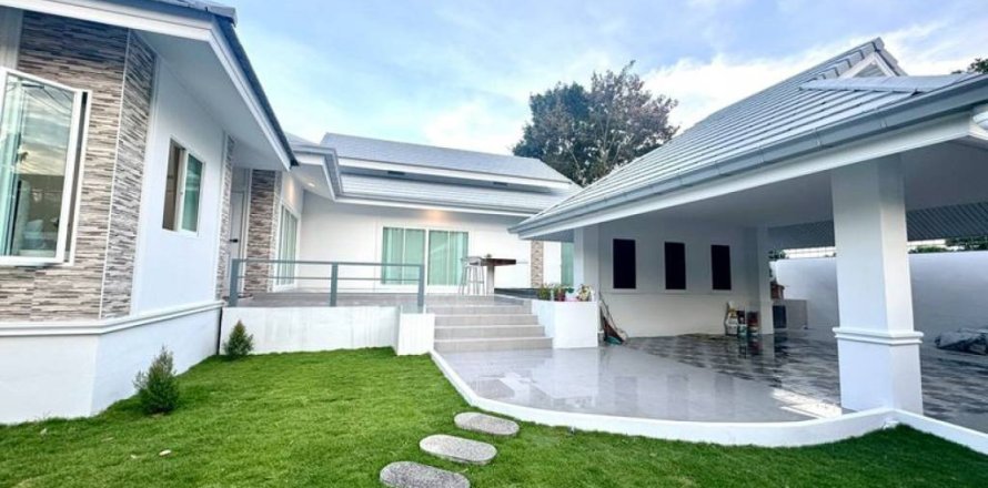 Вилла в Паттайе, Таиланд с 3 спальнями  № 152351