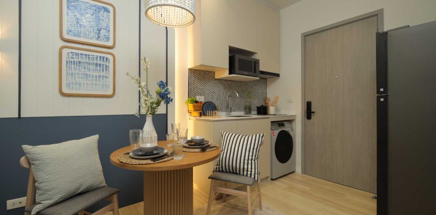 Condo on Nai Yang, Thailand, 1 bedroom  № 174024