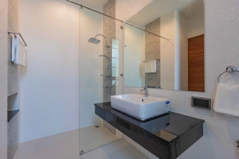 Maison à Bang Tao, Thaïlande 7 chambres № 174025 - photo 19