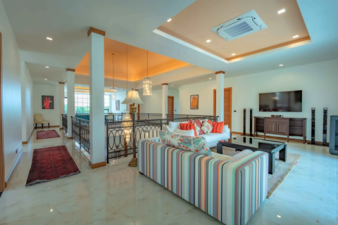 Maison à Bang Tao, Thaïlande 7 chambres № 174025 - photo 4