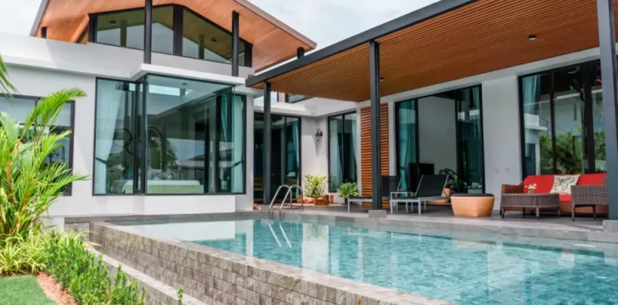 Villa in Phuket, Thailand 4 bedrooms № 174075