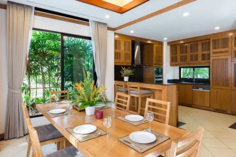 Villa in Phuket, Thailand 3 bedrooms № 174073 - photo 4