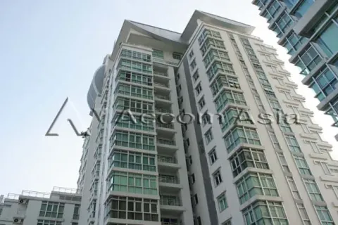 Condo in Khlong Toei, Bangkok, Thailand, 3 bedrooms  № 215286 - photo 28