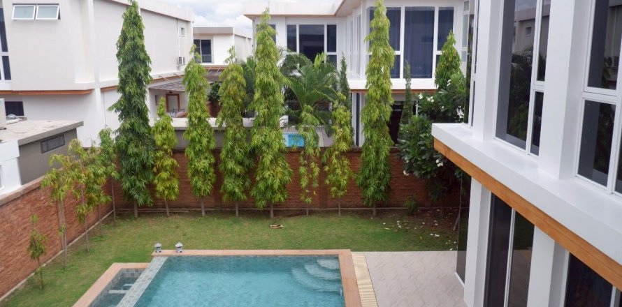 Вилла в Сан Кампаенге, Таиланд с 4 спальнями № 161860