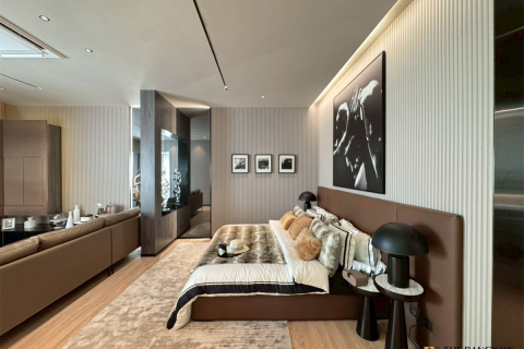 House in Bangkok, Thailand 4 bedrooms № 190290 - photo 14