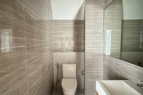 House in Bangkok, Thailand 4 bedrooms № 190290 - photo 10