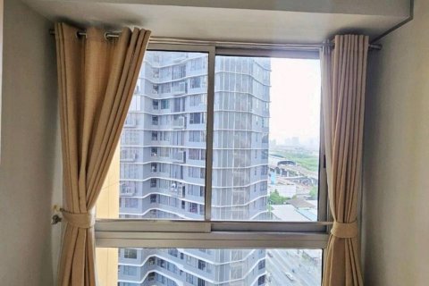 Studio dans le Condo à Huai Khwang, Bangkok, Thaïlande  № 135419 - photo 6