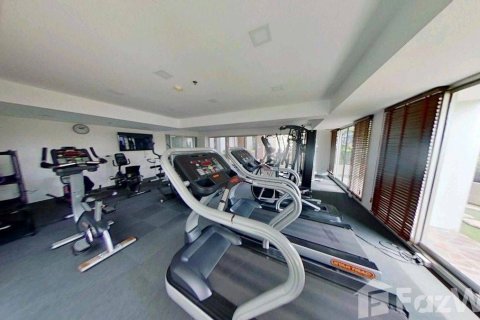 Studio dans le Condo à Huai Khwang, Bangkok, Thaïlande  № 135419 - photo 13