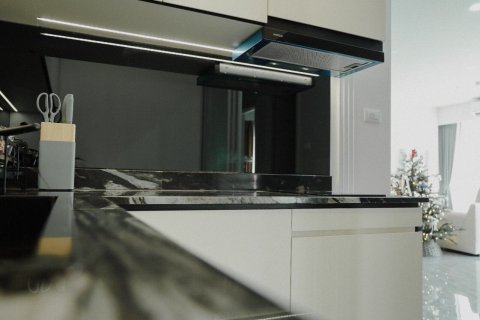 Condo in Phasi Charoen, Bangkok, Thailand, 2 bedrooms  № 135423 - photo 9