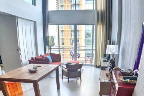 Condo in Bangkok, Thailand, 2 bedrooms № 116878 - photo 4