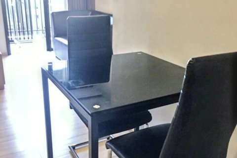 Кондоминиум с 1 спальней в Бангкоке, Таиланд № 116877 - фото 6