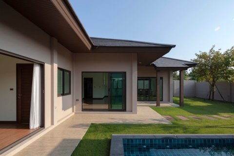 House in Bangkok, Thailand 3 bedrooms № 157588 - photo 8