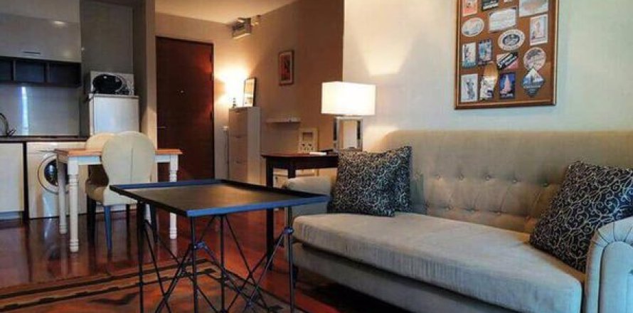 Condo in Bangkok, Thailand, 2 bedrooms  № 157584