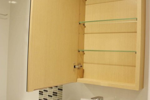 Condo in Bangkok, Thailand, 1 bedroom  № 157587 - photo 8