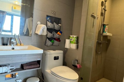 Studio in the Condo in Phra Khanong, Bangkok, Thailand  № 153552 - photo 5