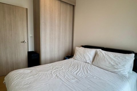 Studio in the Condo in Phra Khanong, Bangkok, Thailand  № 153552 - photo 4