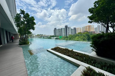 Studio in the Condo in Phra Khanong, Bangkok, Thailand  № 153552 - photo 7