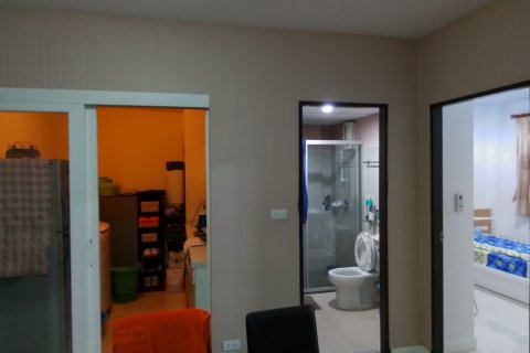 Condo in Phuket, Thailand, 2 bedrooms  № 153557 - photo 27
