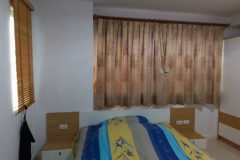 Condo in Phuket, Thailand, 2 bedrooms  № 153557 - photo 12