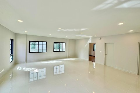 Дом в Банг Каео, Таиланд с 4 спальнями № 149308 - фото 6