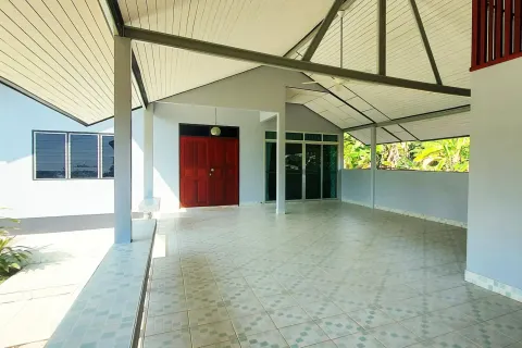 House in Rayong, Thailand 3 bedrooms № 160347 - photo 10