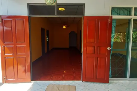 House in Rayong, Thailand 3 bedrooms № 160347 - photo 12