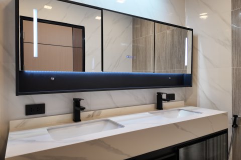 Appartement à Pattaya, Thaïlande 2 chambres № 134144 - photo 15