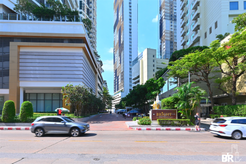 Condo in Bangkok, Thailand, 3 bedrooms  № 190200 - photo 3
