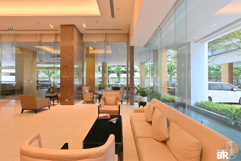 Condo in Bangkok, Thailand, 3 bedrooms  № 190200 - photo 10