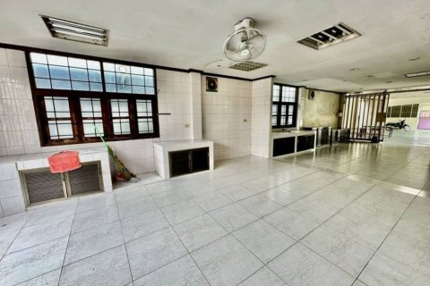 Дом в Бангкоке, Таиланд с 6 спальнями  № 134594 - фото 7