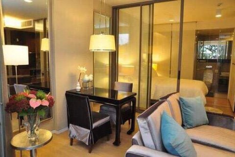 Studio dans le Condo à Watthana, Bangkok, Thaïlande № 160596 - photo 2
