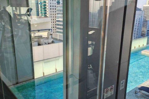 Студия в кондо в Ваттхане, Бангкок, Таиланд № 160598 - фото 8