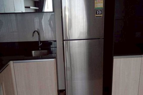 Студия в кондо в Ваттхане, Бангкок, Таиланд № 160598 - фото 10