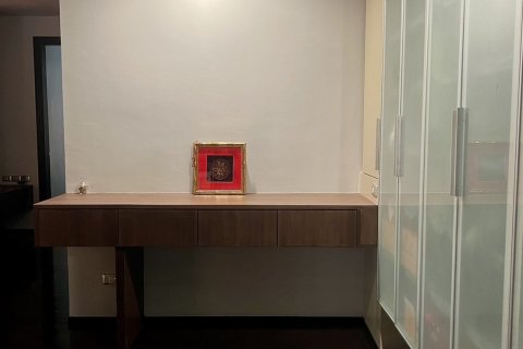 Condo in Watthana, Bangkok, Thailand, 3 bedrooms  № 160592 - photo 6