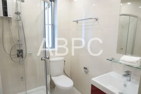 Casa de 4 dormitorios en Pattaya, Tailandia № 211919 - foto 3
