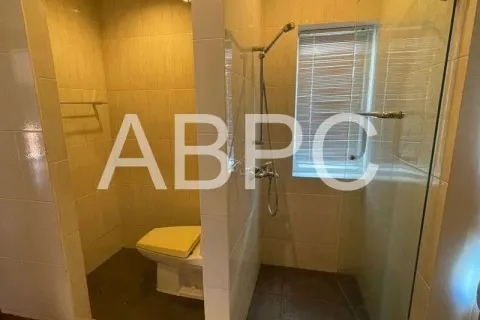 Casa de 3 dormitorios en Pattaya, Tailandia № 211918 - foto 3