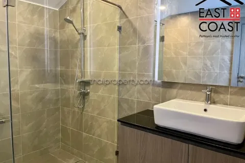 Casa de 4 dormitorios en Pattaya, Tailandia № 213375 - foto 26