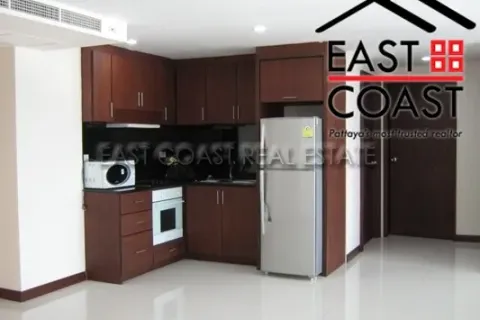 Condominio de 2 dormitorios en Pattaya, Tailandia № 213376 - foto 3
